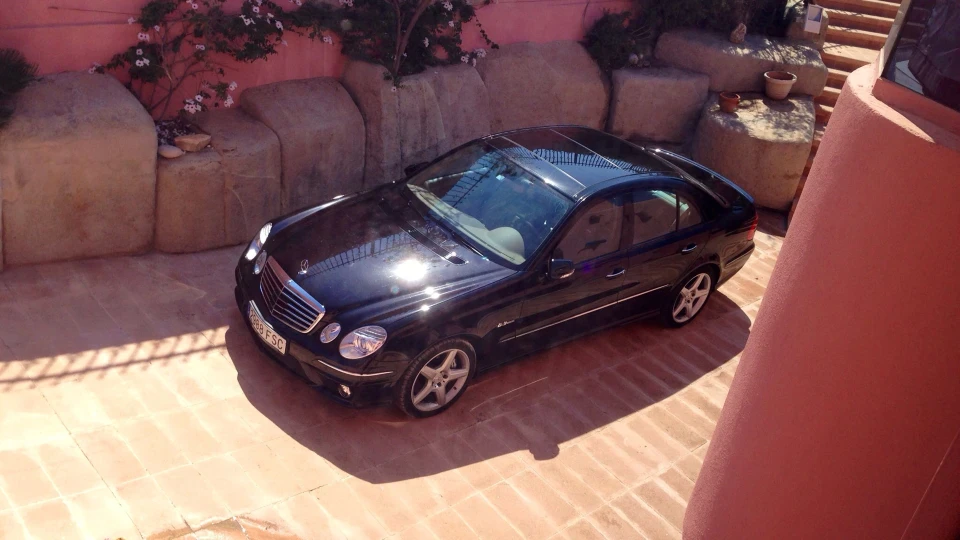 Mercedes-Benz E 63 AMG