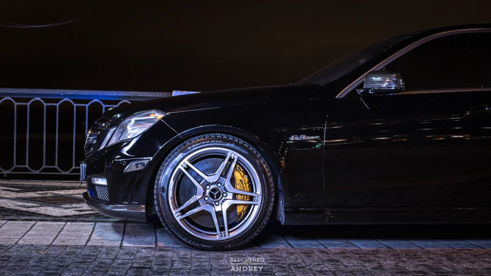 Mercedes-Benz E 63 AMG Special Edition 3