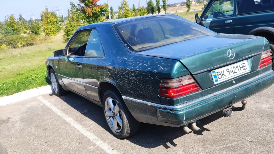 Mercedes-Benz E-Class Coupe