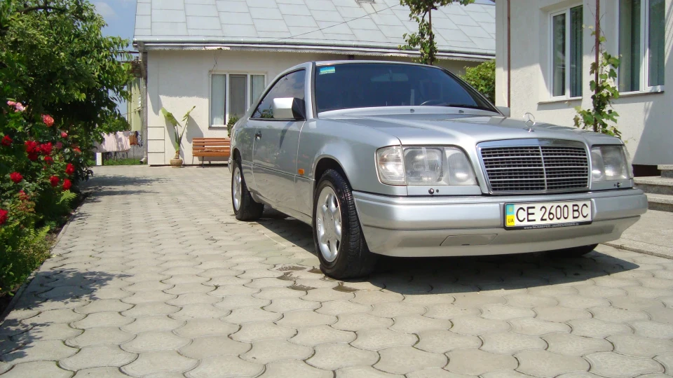 Mercedes-Benz E-Class Coupe