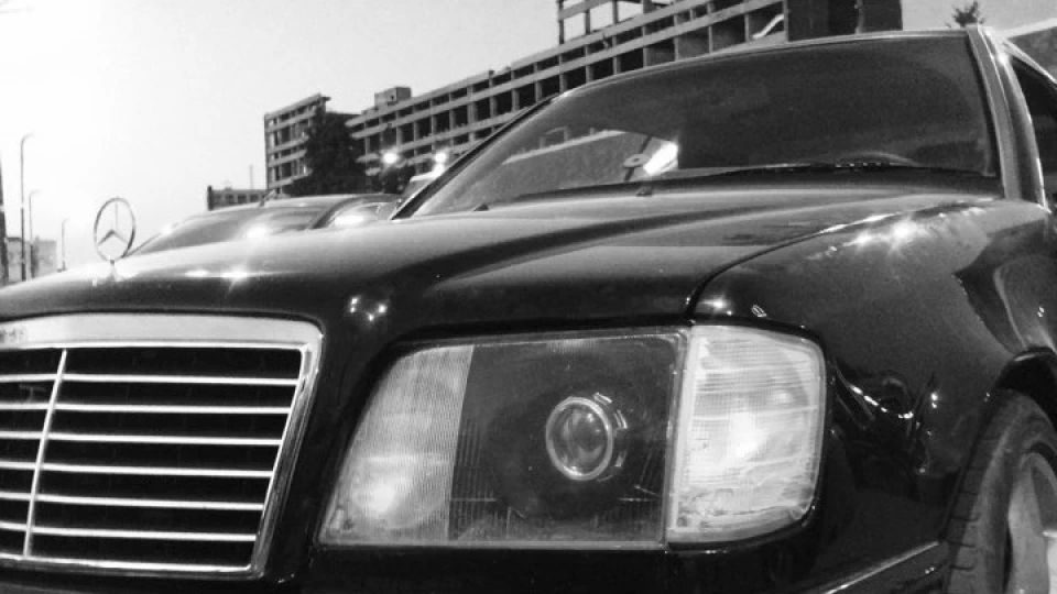 Mercedes-Benz E-Class Coupe 2