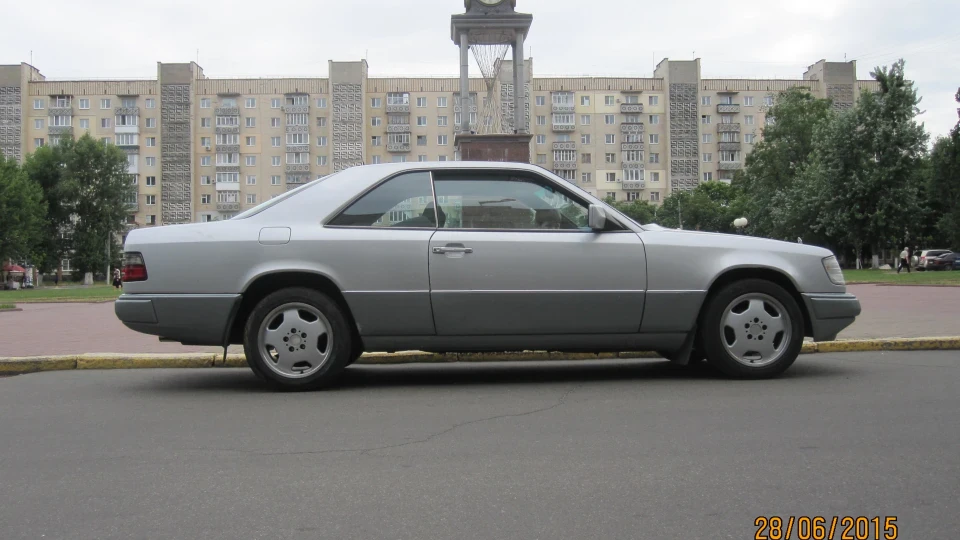 Mercedes-Benz E-Class Coupe