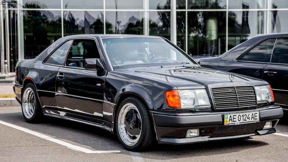 Mercedes-Benz E-Class Coupe 5.5 AMG WIDE BODY 4