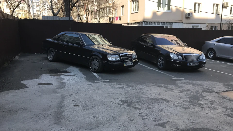 Mercedes-Benz E-Class Coupe CE 3.0 24 4
