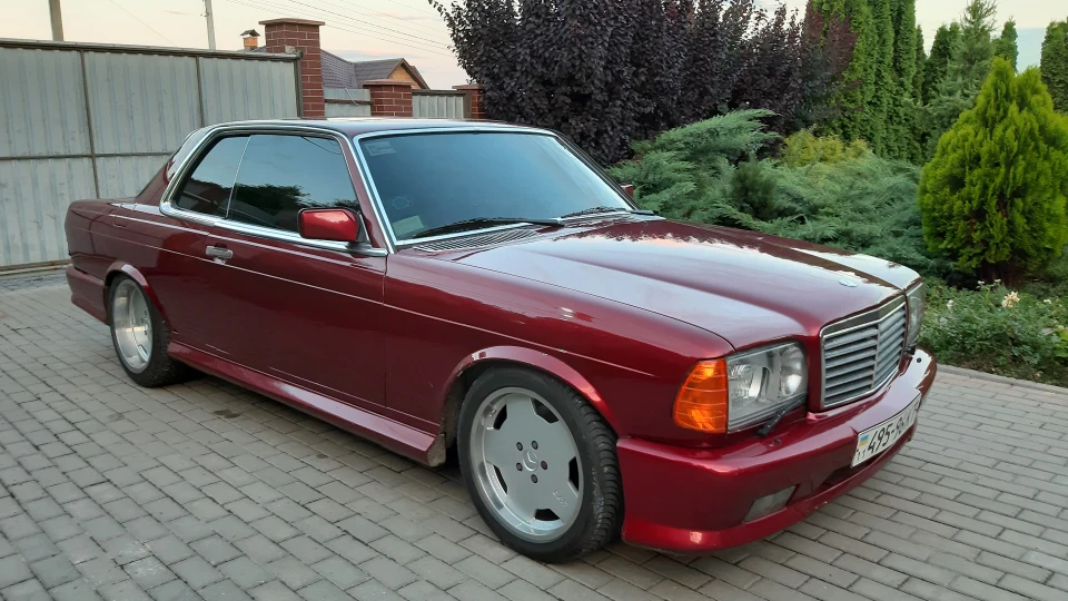 Mercedes-Benz E-Class Coupe Емоційний вибух 3