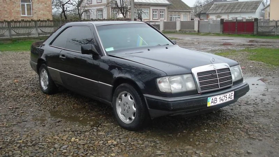 Mercedes-Benz E-Class Coupe Машина супер.... 2