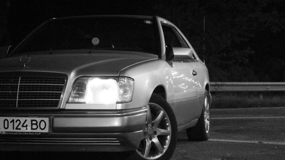 Mercedes-Benz E-Class Coupe Мурка 3