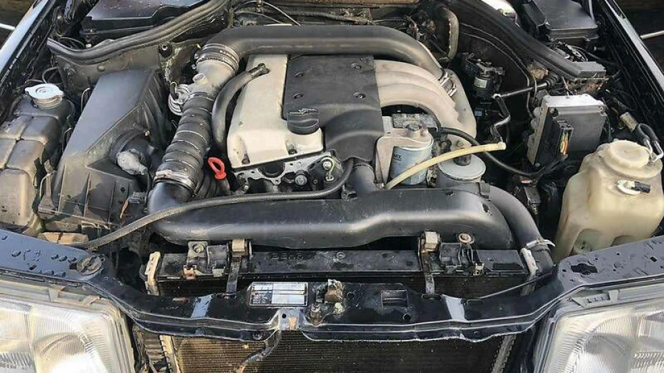 Mercedes-Benz E-Class Coupe Перероблений на DT 2.9 4