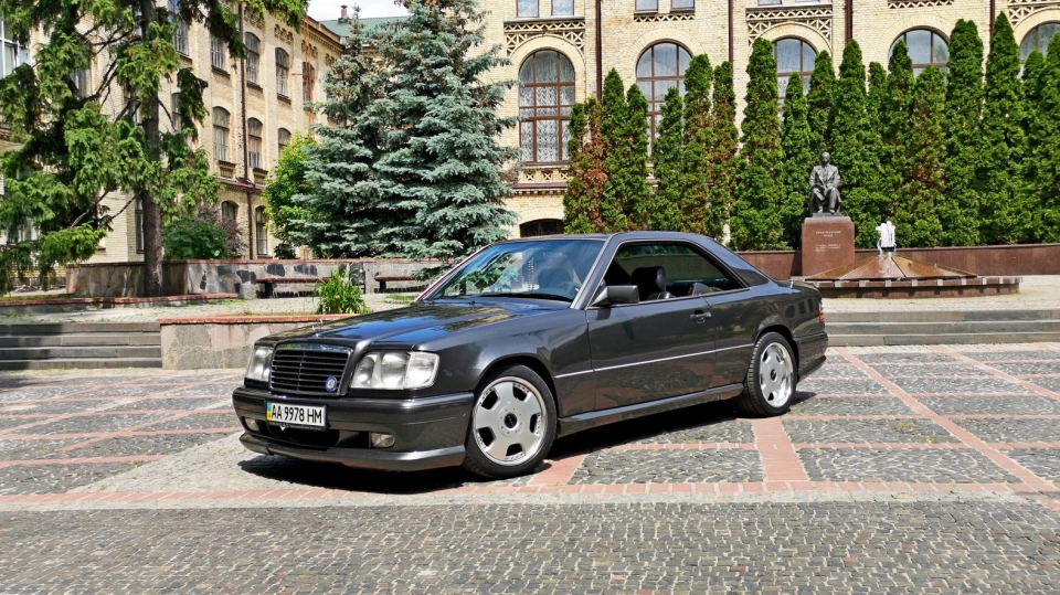Mercedes-Benz E-Class Coupe "WALD" Designo Graphite 2