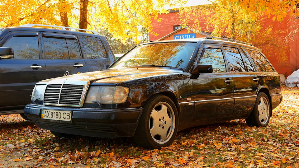Mercedes-Benz E-Class Estate 300TE-24 SportLine 2