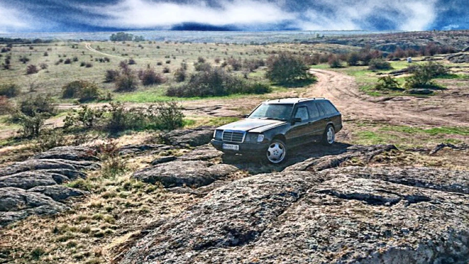 Mercedes-Benz E-Class Estate 🇩🇪 AirLift Теплиця 5