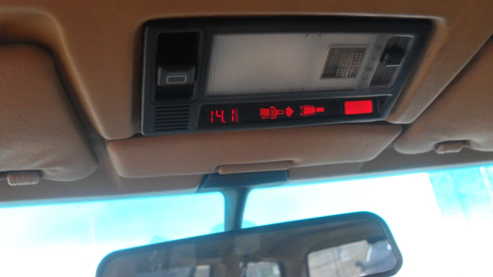 Mercedes-Benz E-Class Estate колір №888, салон №264 3