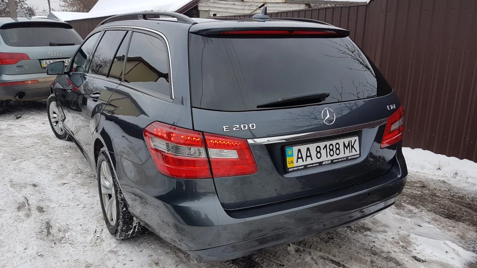 Mercedes-Benz E-Class Estate Європеєць 3