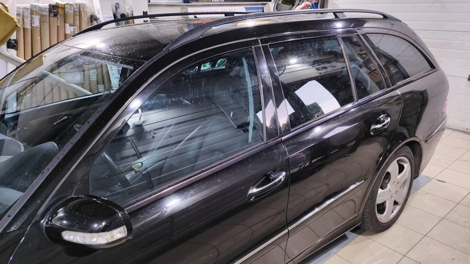 Mercedes-Benz E-Class Estate Караван 2