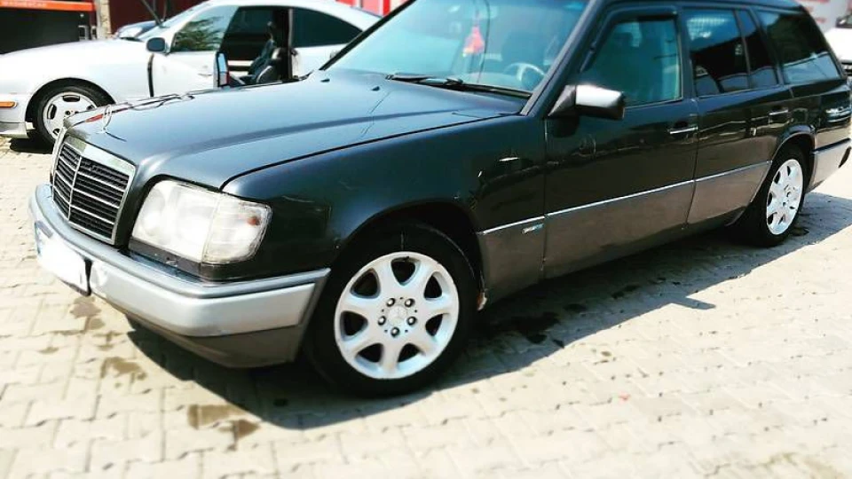 Mercedes-Benz E-Class Estate Улюблена сарайка
