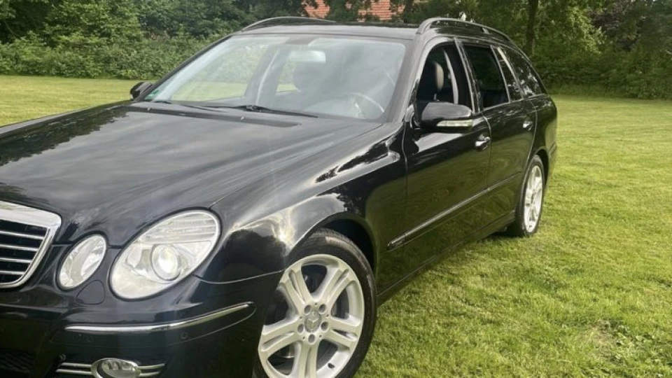 Mercedes-Benz E-Class Estate Мурчик