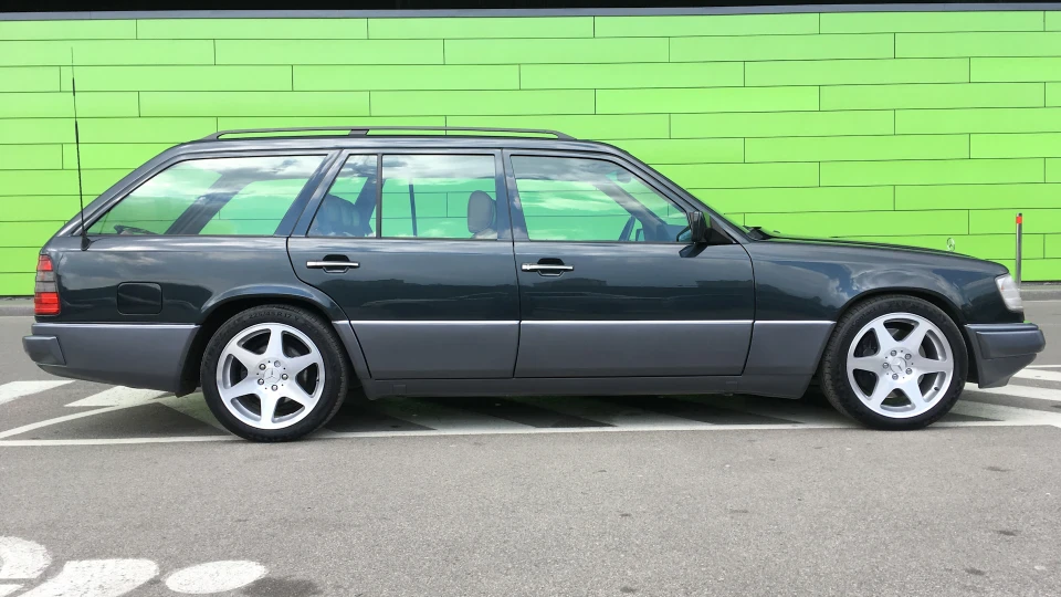 Mercedes-Benz E-Class Estate Шафранек 4