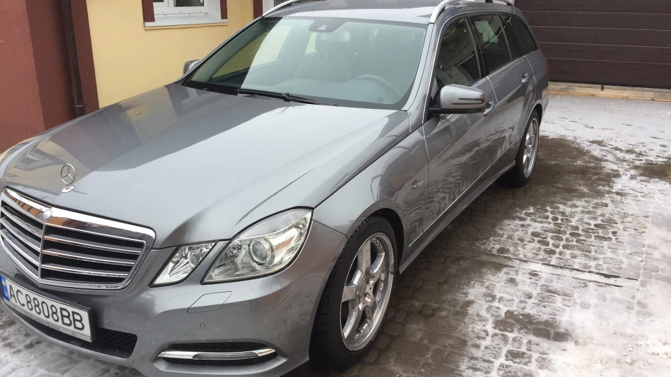 Mercedes-Benz E-Class Estate Трудяга- Мерін W-212 4