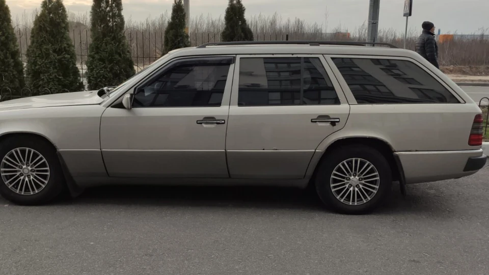 Mercedes-Benz E-Class Estate Wagon 3.0 2