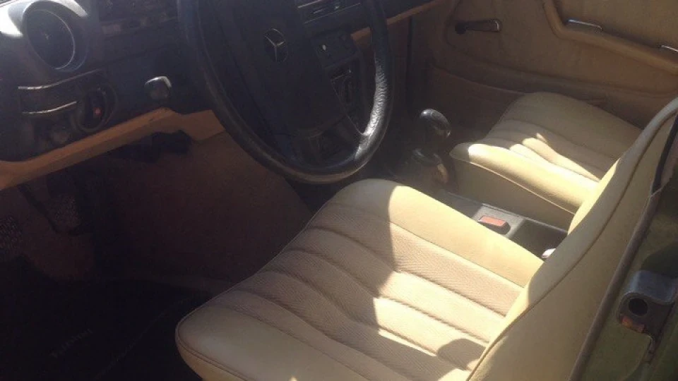Mercedes-Benz E-Class Estate Гарна машина