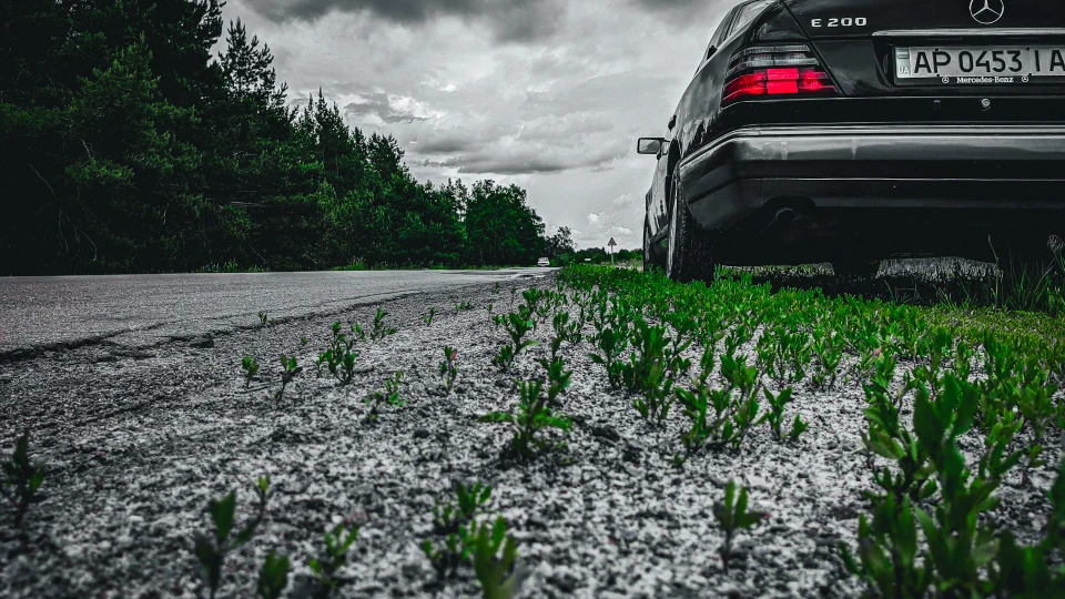 Mercedes-Benz E-Class 3