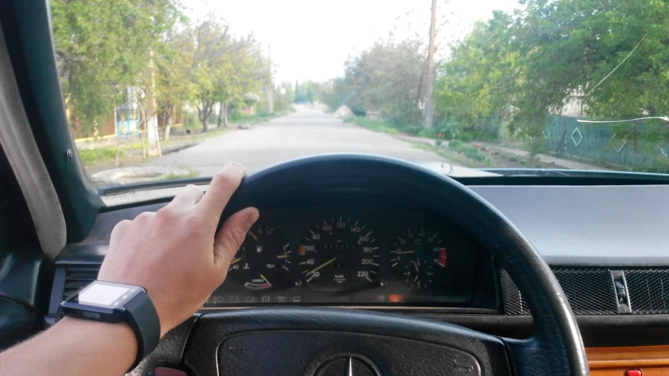 Mercedes-Benz E-Class 5