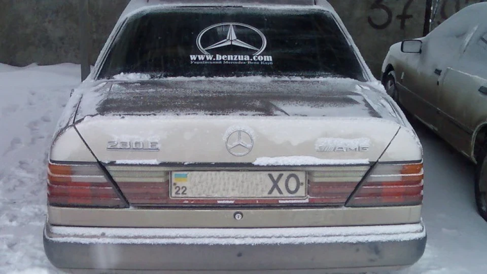 Mercedes-Benz E-Class 4