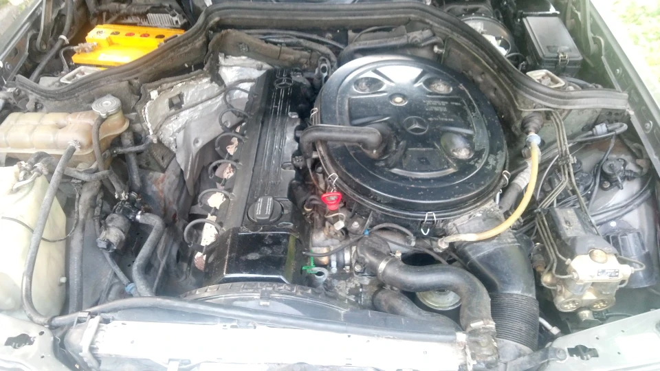 Mercedes-Benz E-Class 3