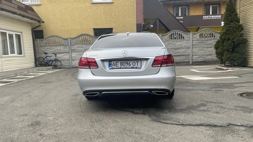Mercedes-Benz E-Class