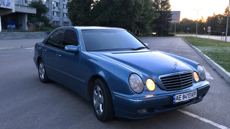 Mercedes-Benz E-Class