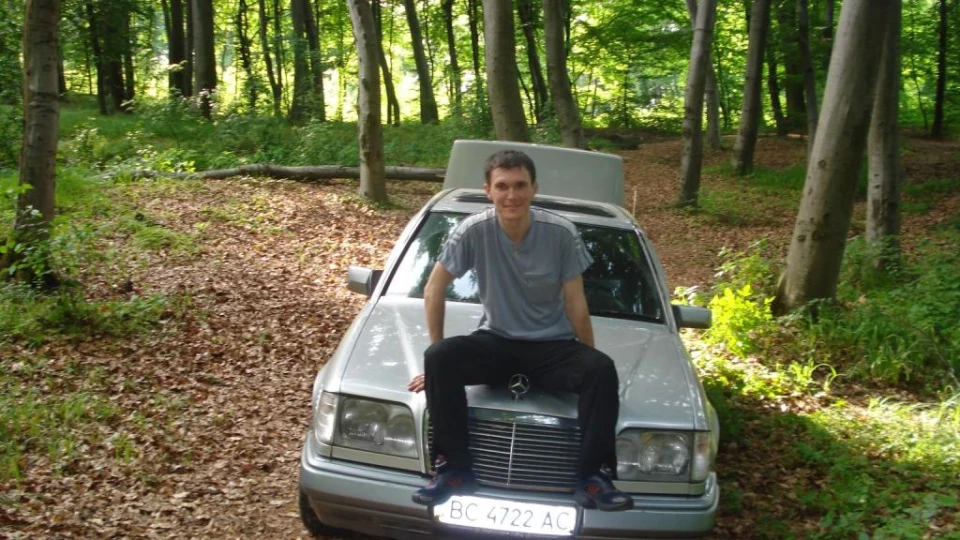 Mercedes-Benz E-Class 5