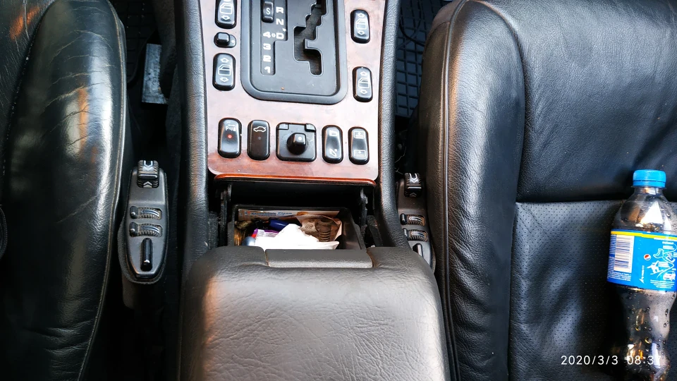 Mercedes-Benz E-Class 4