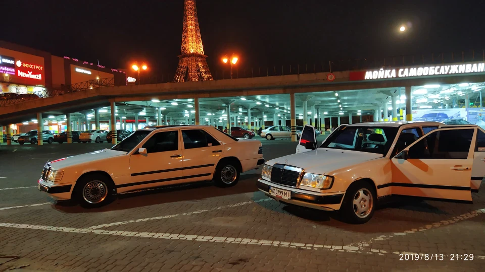 Mercedes-Benz E-Class 4