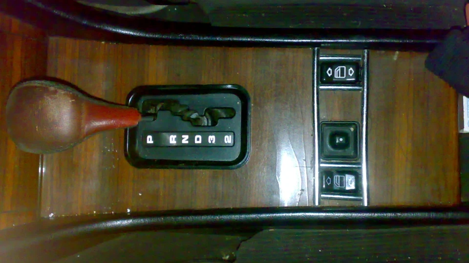 Mercedes-Benz E-Class 5