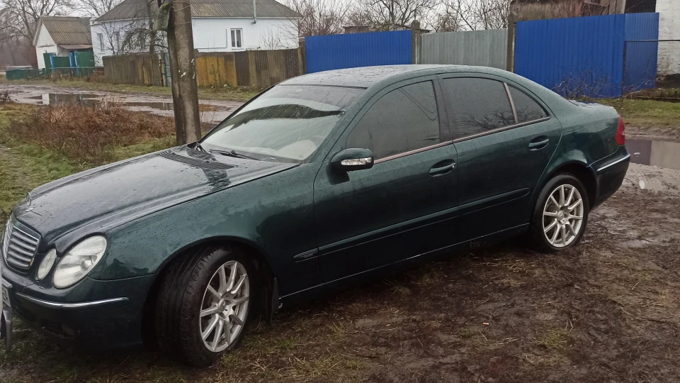 Mercedes-Benz E-Class