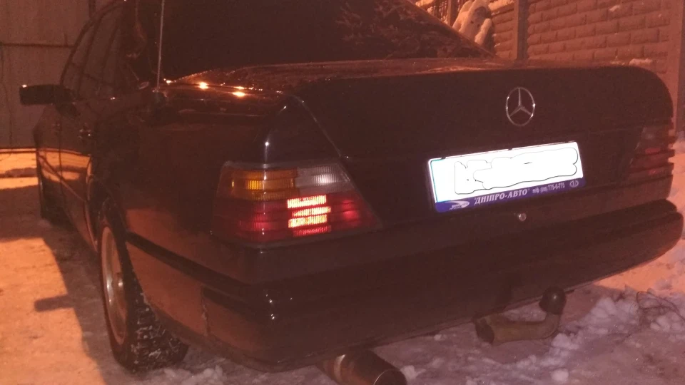 Mercedes-Benz E-Class 5