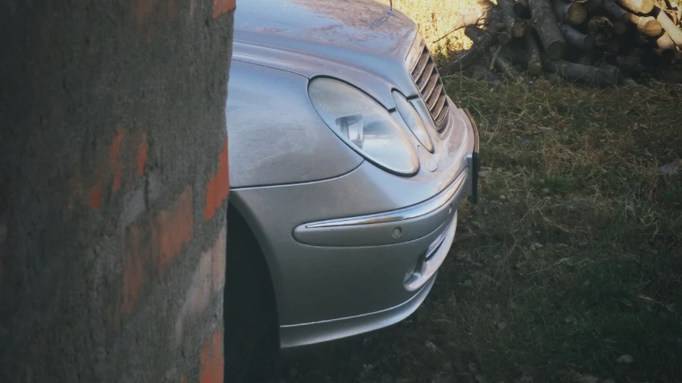 Mercedes-Benz E-Class 5