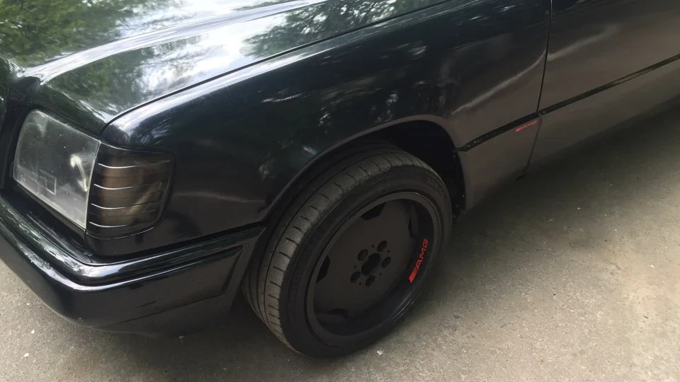 Mercedes-Benz E-Class 4