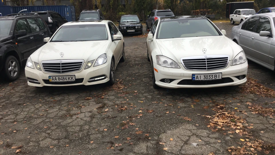 Mercedes-Benz E-Class 3
