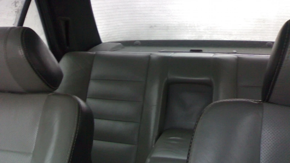Mercedes-Benz E-Class 2