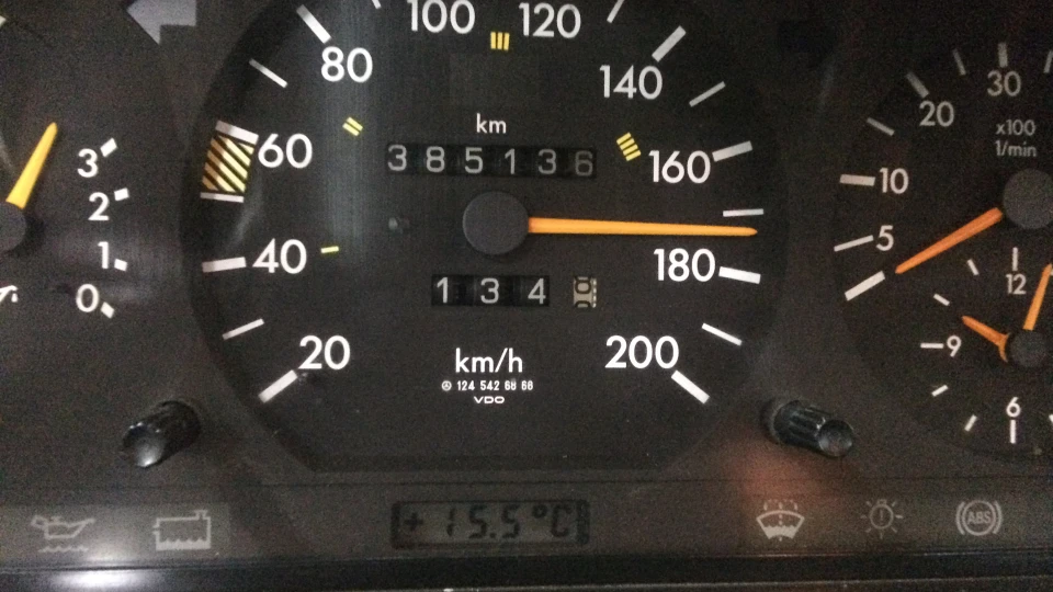 Mercedes-Benz E-Class 3