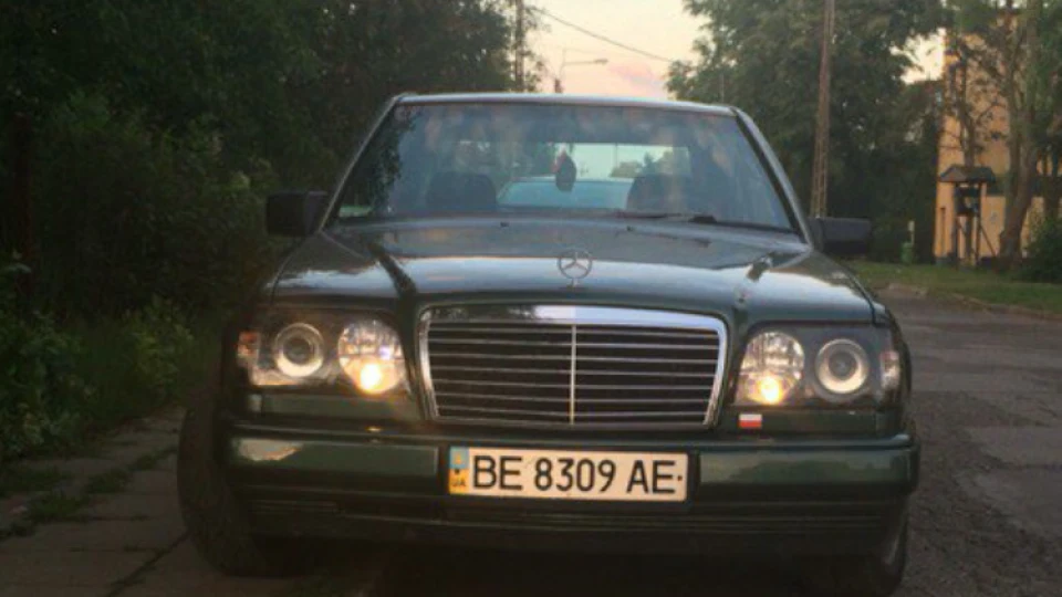 Mercedes-Benz E-Class 5