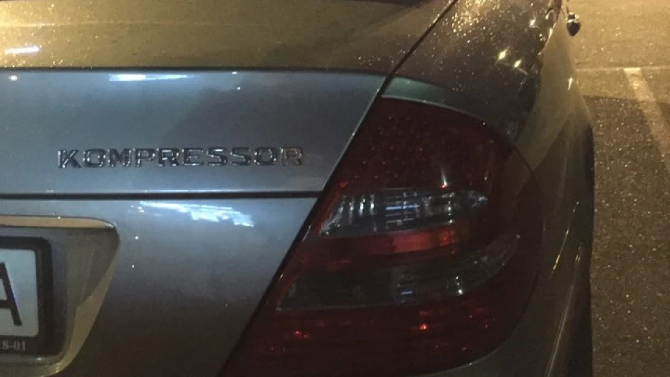 Mercedes-Benz E-Class 3