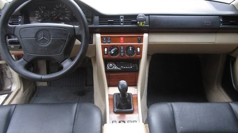 Mercedes-Benz E-Class 124 om606 5