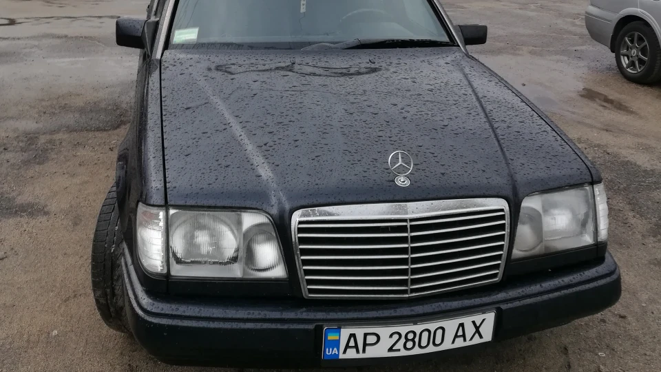 Mercedes-Benz E-Class 124.028 300 E 2.8 USA 2