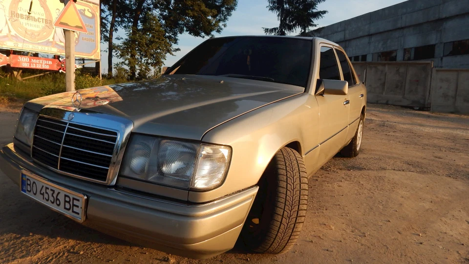 Mercedes-Benz E-Class 2.0 Aтмо Diesel 3