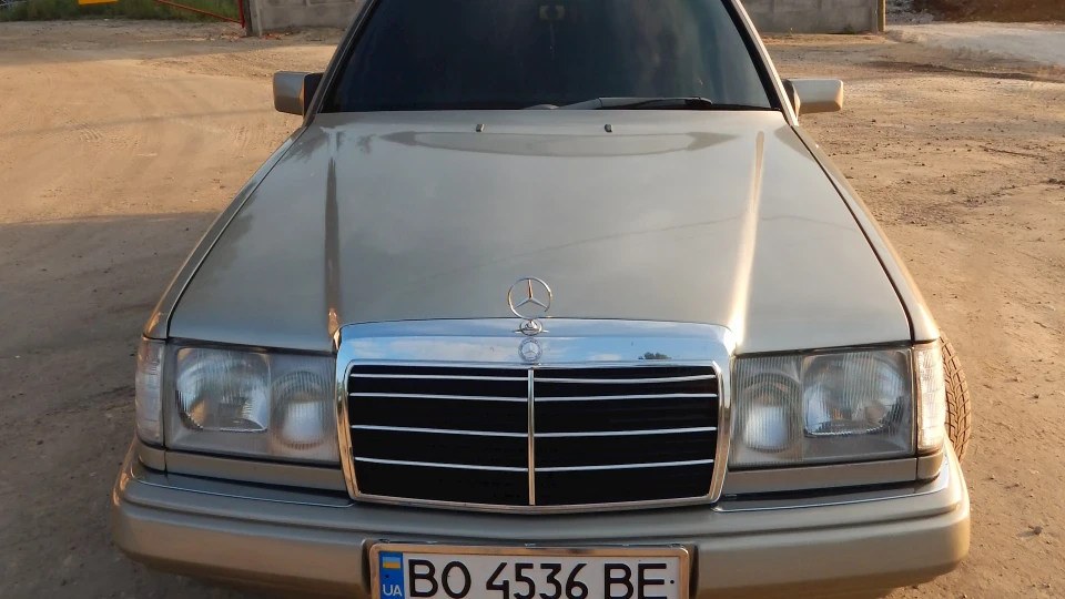 Mercedes-Benz E-Class 2.0 Aтмо Diesel 4