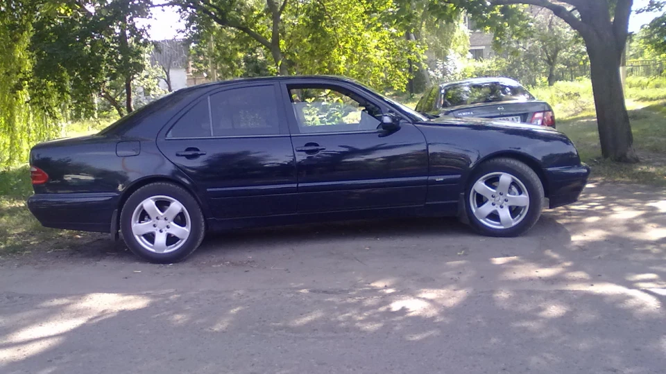 Mercedes-Benz E-Class 2.0 KOMPRESSOR 4