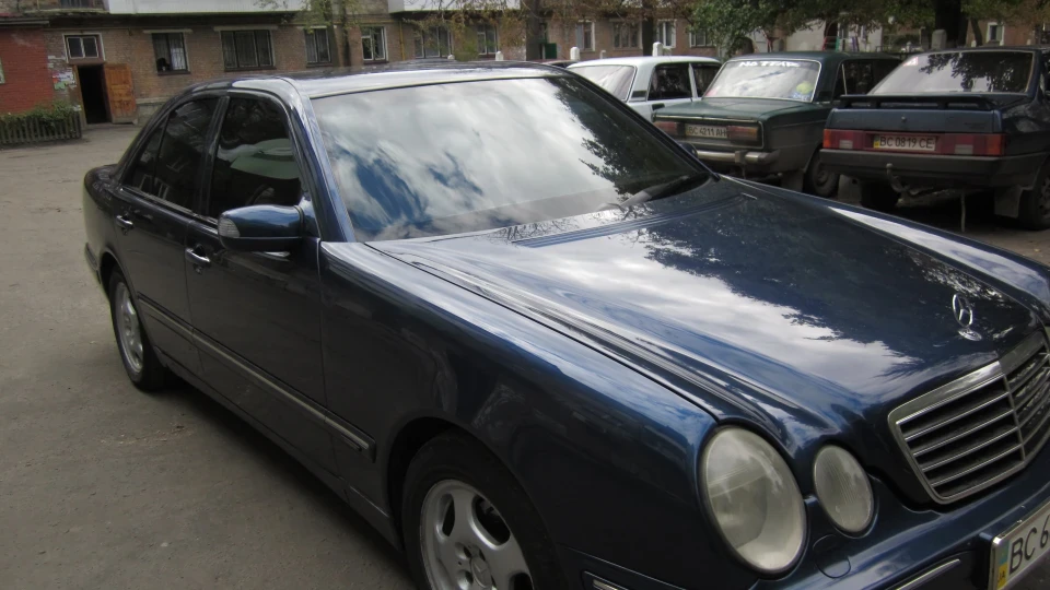 Mercedes-Benz E-Class 2.0 KOMPRESSOR 3