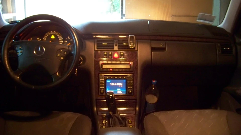 Mercedes-Benz E-Class 2.2 CDI 3